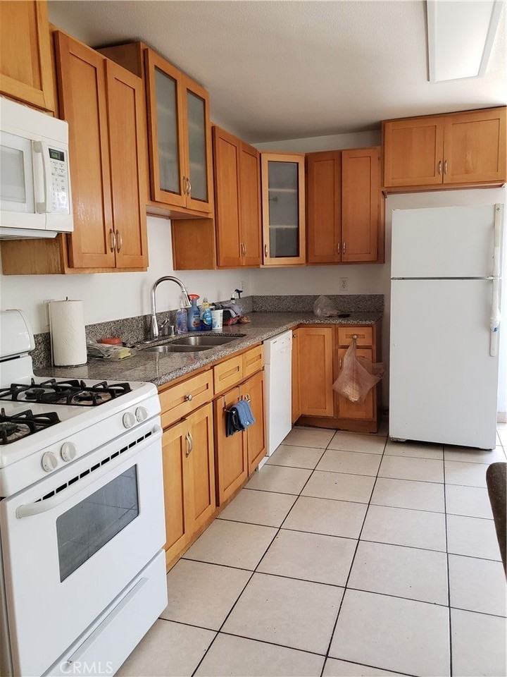 12314 Fidel Ave - Photo 2 of 2