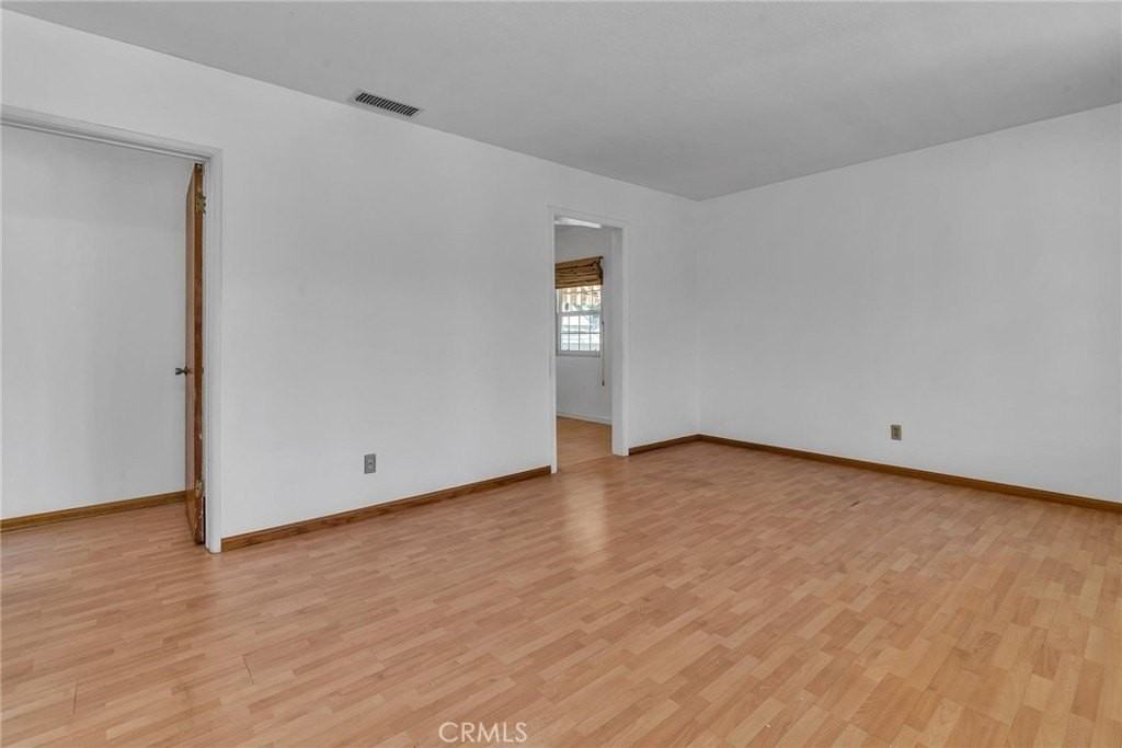 4129 W 134th St - Photo 2 of 18