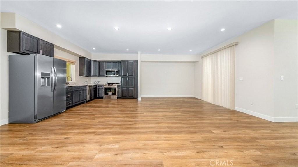 17154 Chatsworth St #2 - Photo 2 of 9