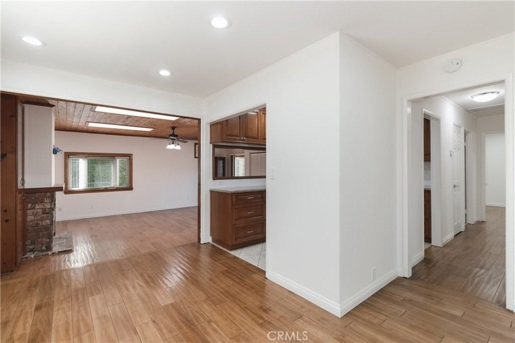 6313 Bluebell Ave - Photo 5 of 21