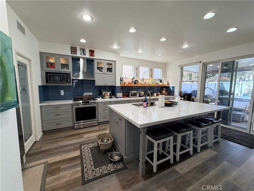 32488 Bergamo Ct - Photo 7 of 25