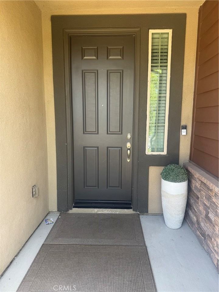 9509 Venetian Way - Photo 3 of 21