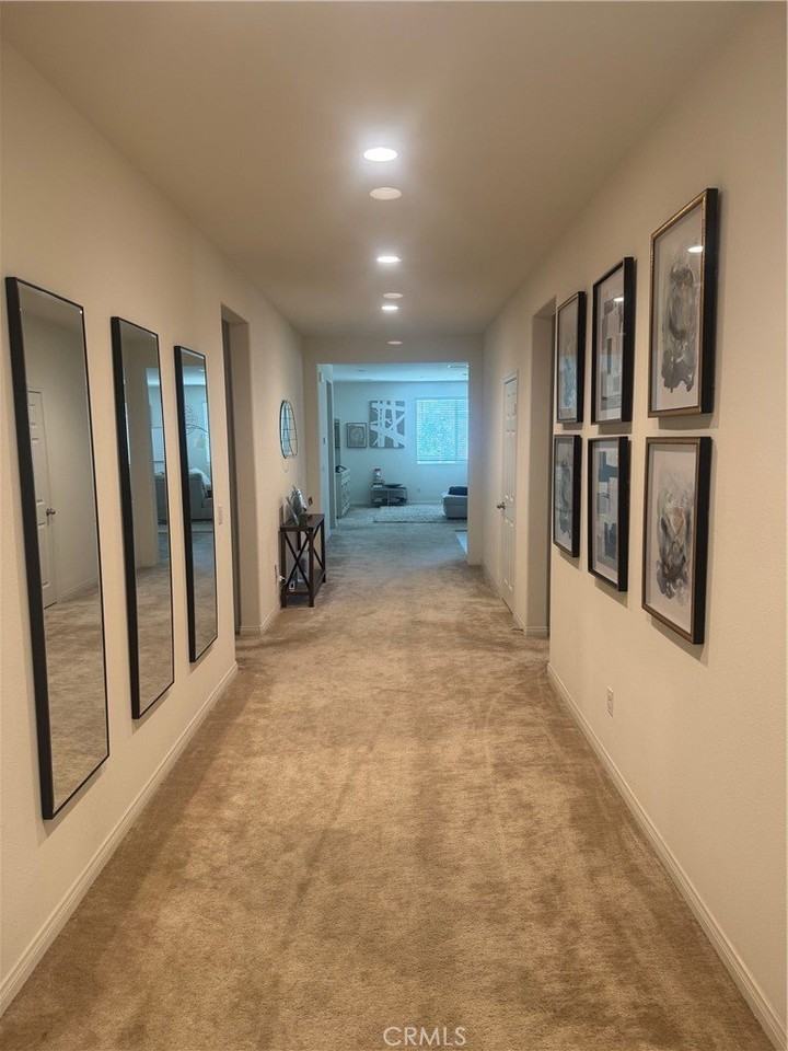 9509 Venetian Way - Photo 4 of 21