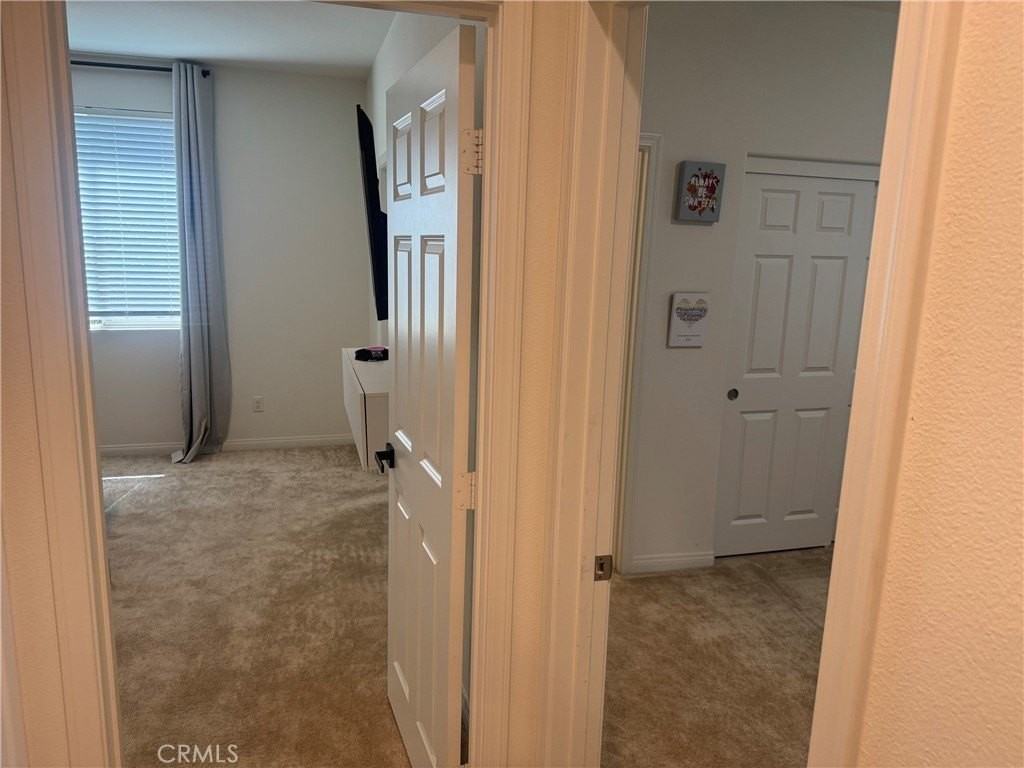 9509 Venetian Way - Photo 5 of 21