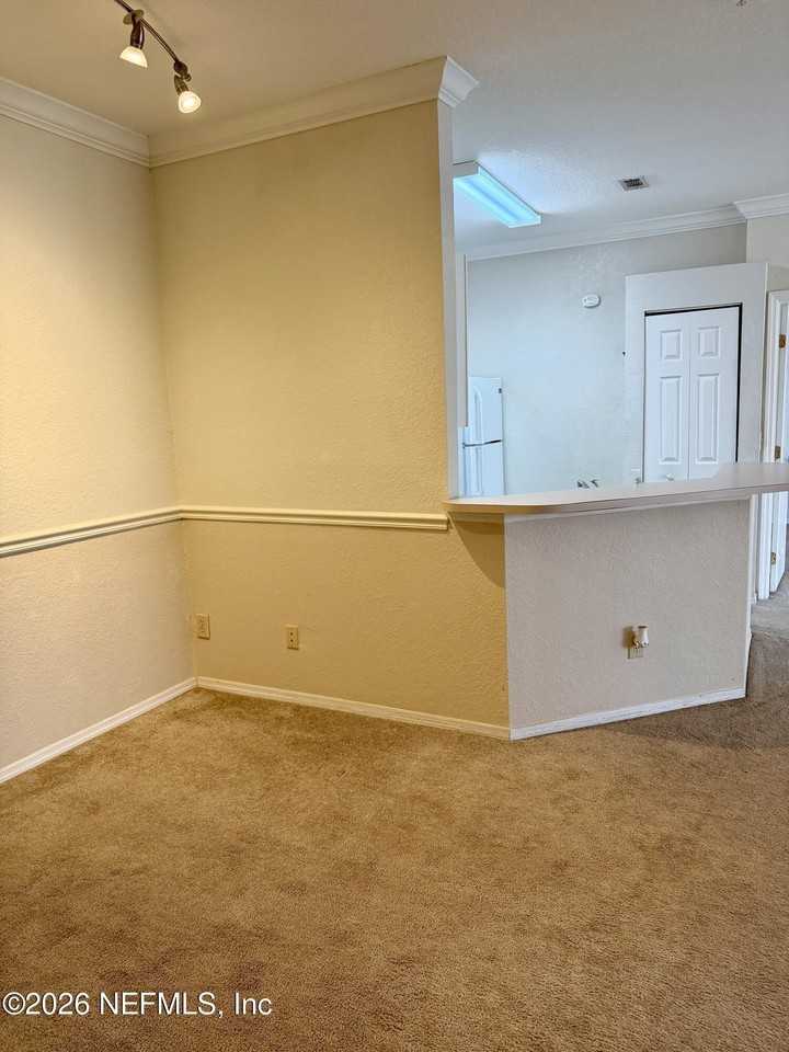 13810 Sutton Park Dr N #922 - Photo 5 of 19