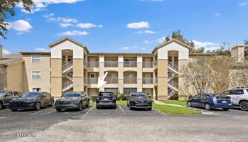 featured image of 5 Arbor Club Dr #103