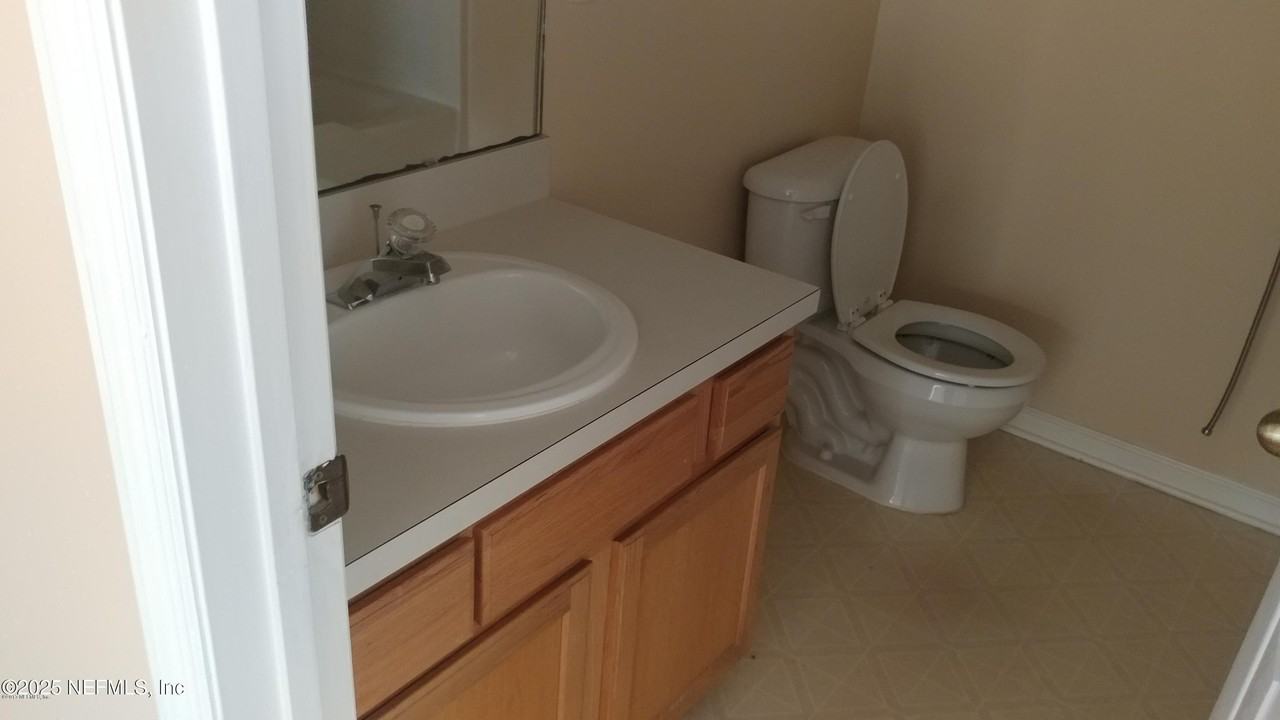 8602 Longford Dr - Photo 4 of 22