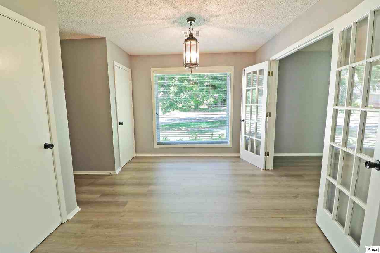 2700 Fort Miro Ave - Photo 5 of 36