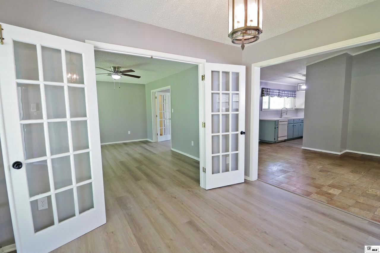 2700 Fort Miro Ave - Photo 6 of 36