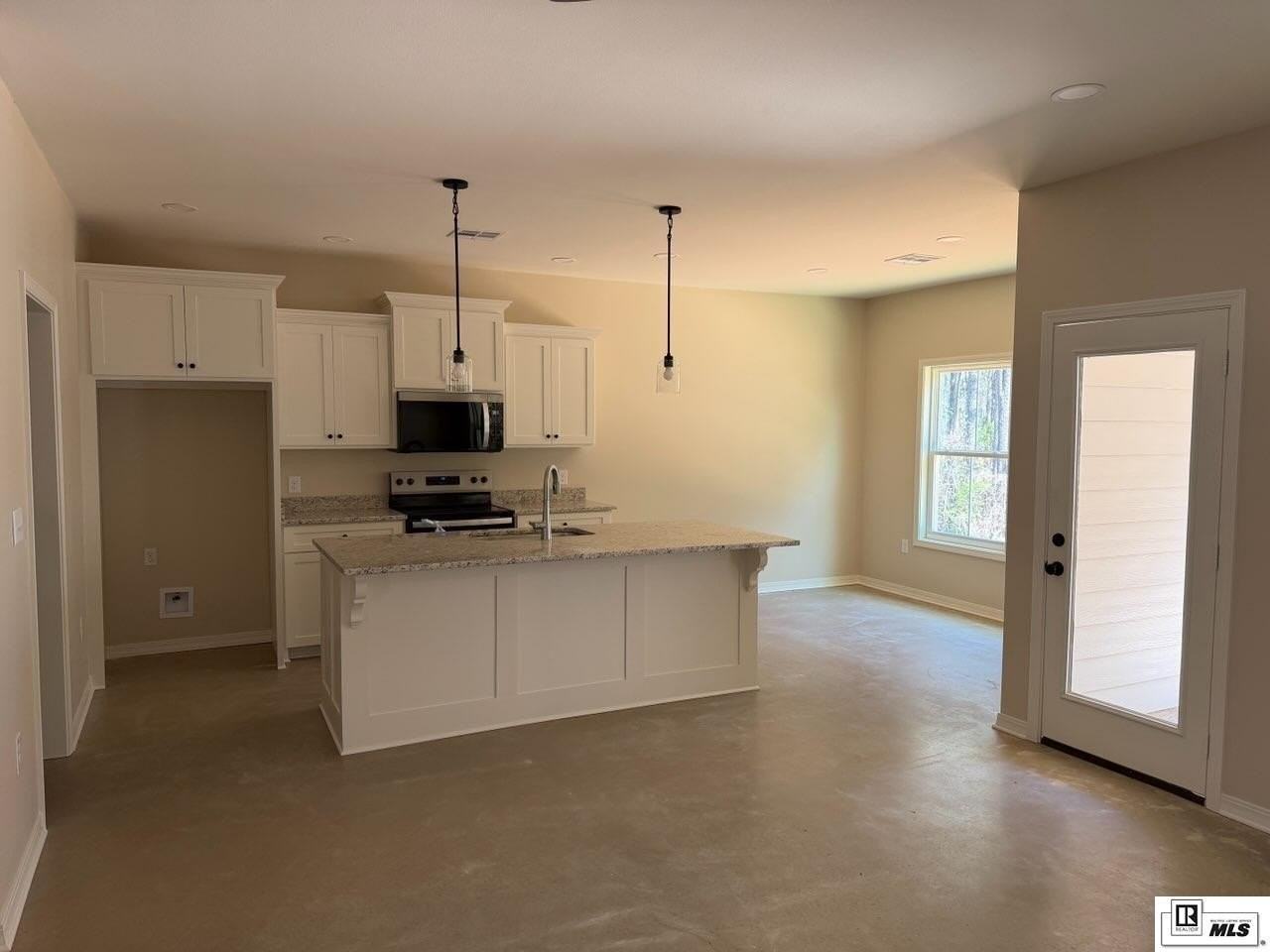 125 Loblolly Dr - Photo 3 of 6
