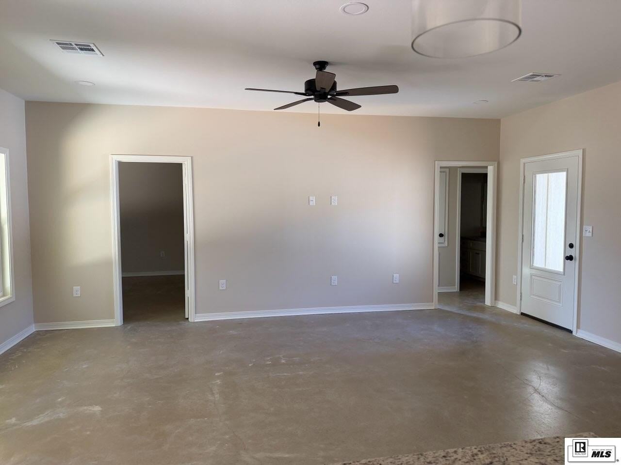 125 Loblolly Dr - Photo 4 of 6