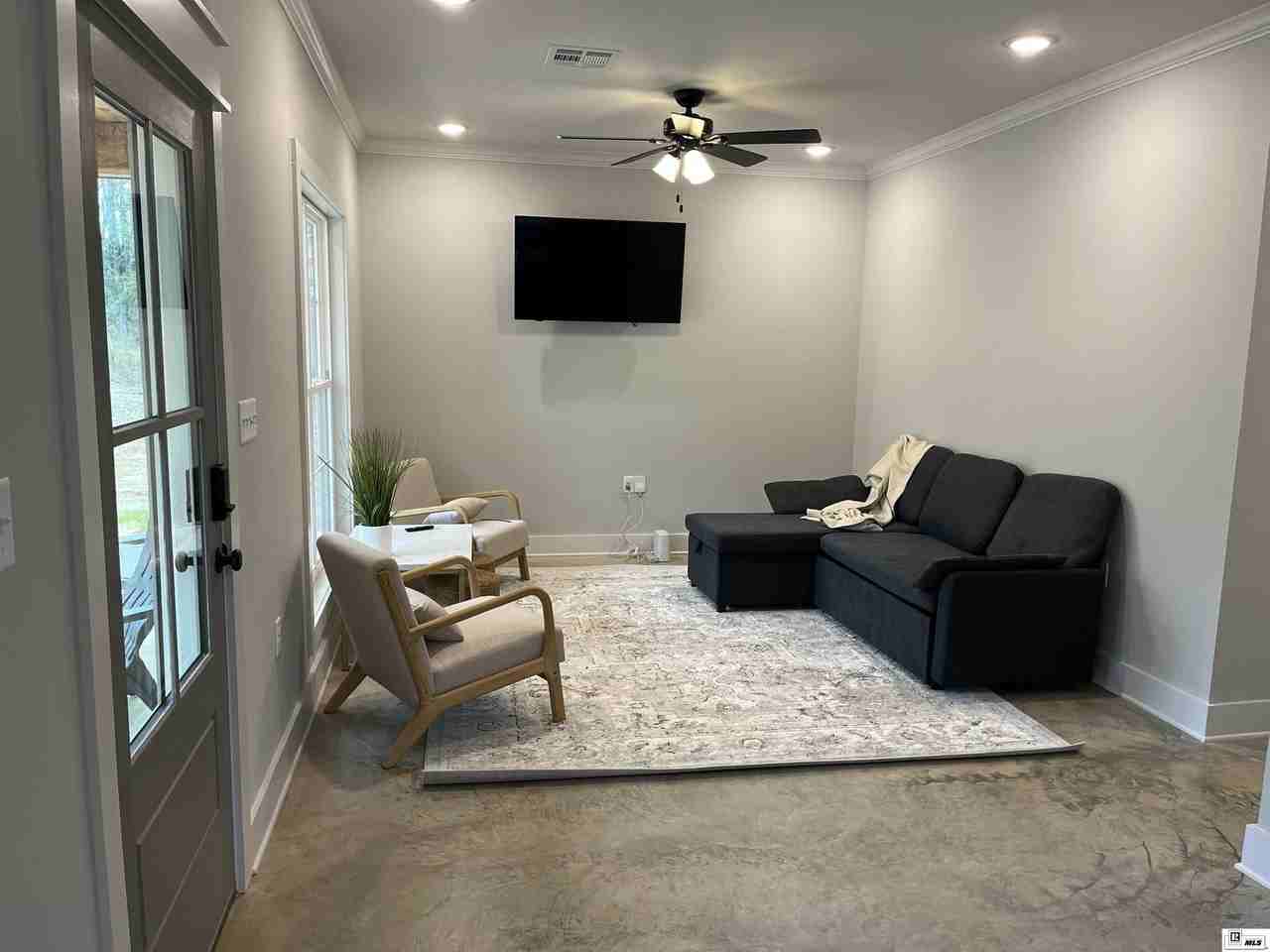 630 Brownlee Rd - Photo 3 of 17