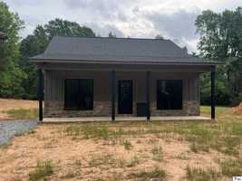 featured image of 1114 Brownlee Rd