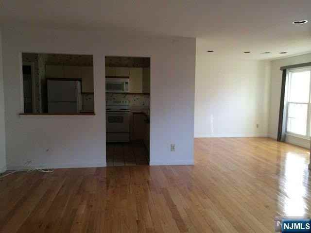 863 Madeline Ln #7220 - Photo 4 of 6