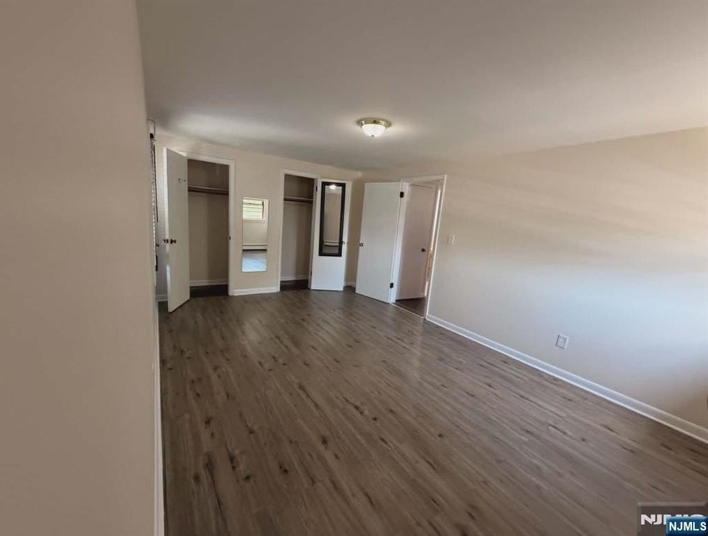 355 Devon St - Photo 7 of 13