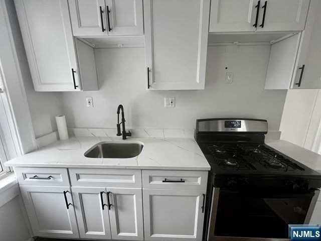 85 Macarthur Ave - Photo 6 of 33