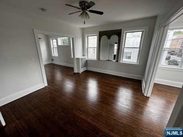 85 Macarthur Ave - Photo 7 of 33