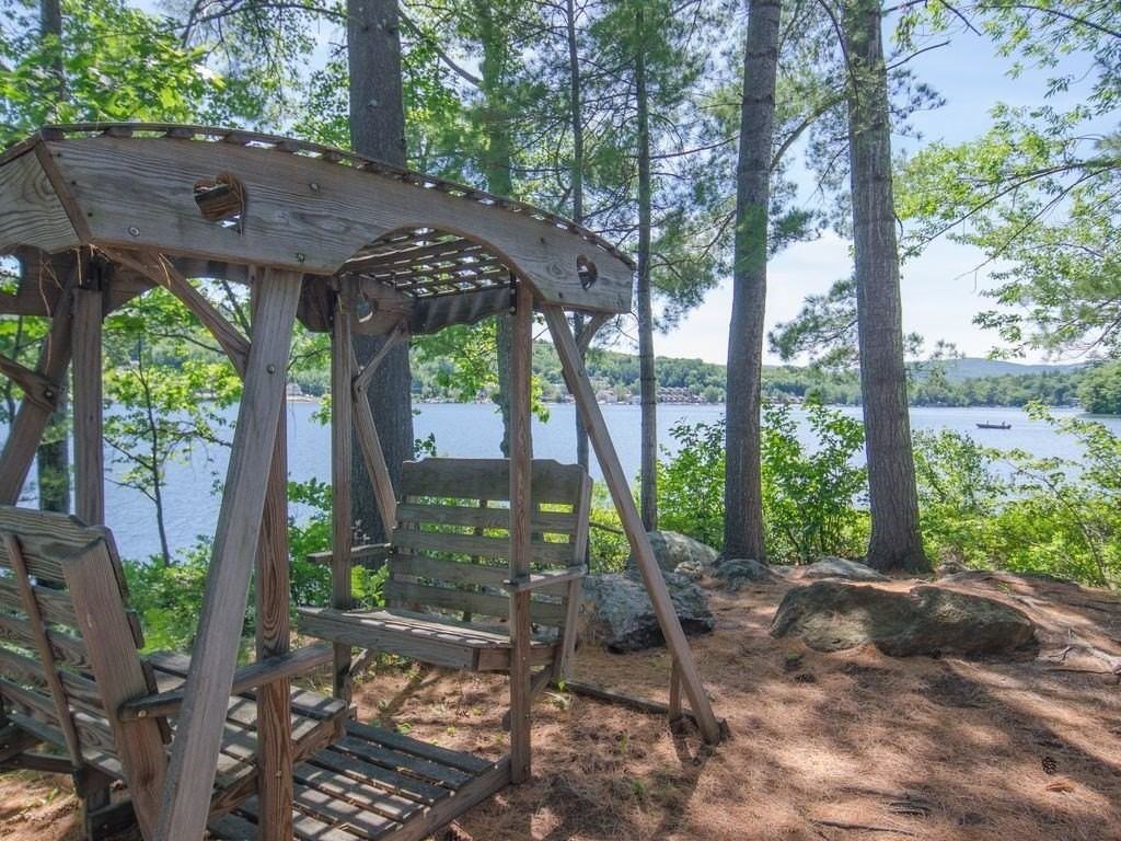 255 Pikes Point Rd - Photo 7 of 35
