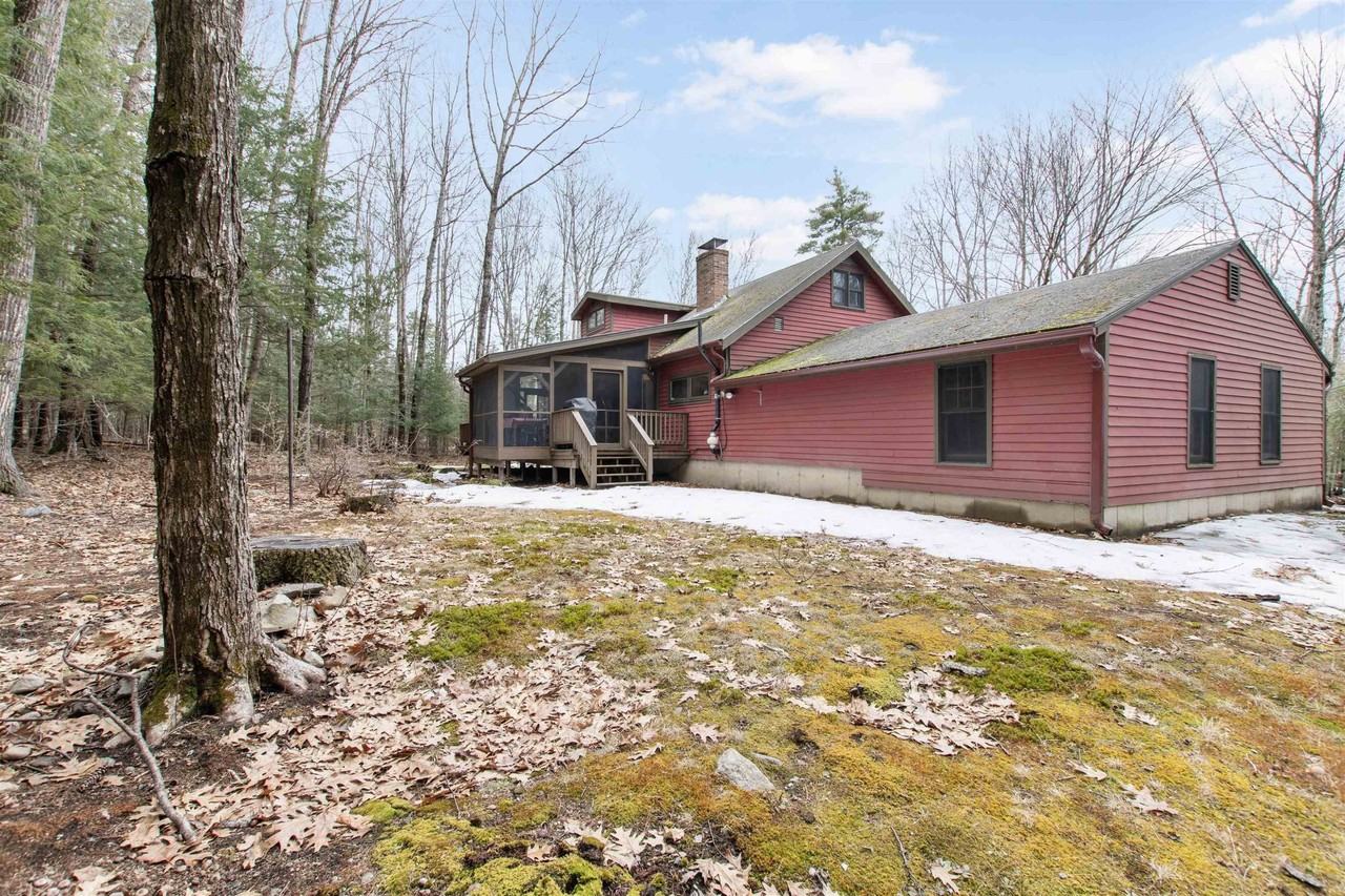 242 High Haith Rd - Photo 3 of 31