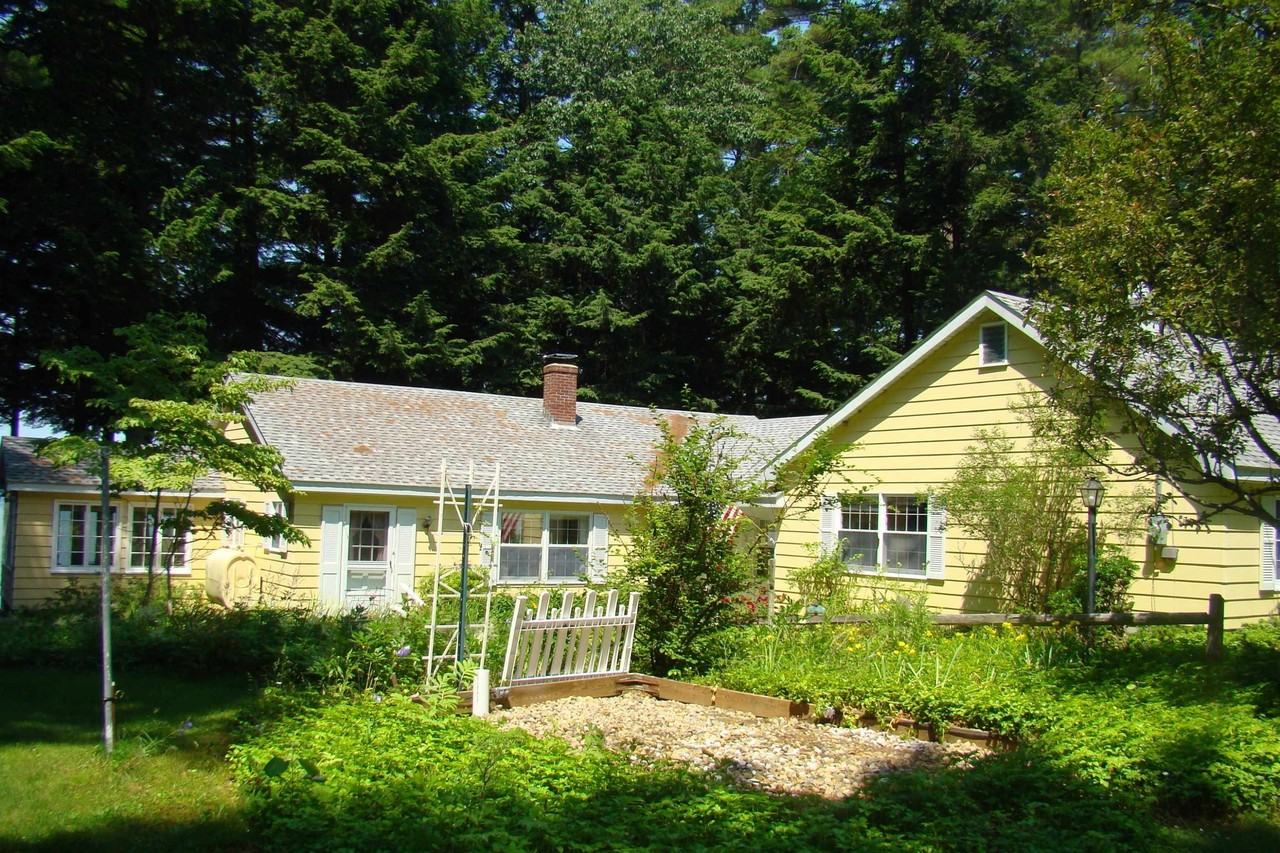 105 Red Hill Rd