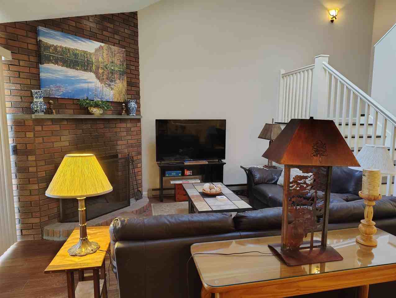 15 Manor Estates Dr #1 - Photo 4 of 21