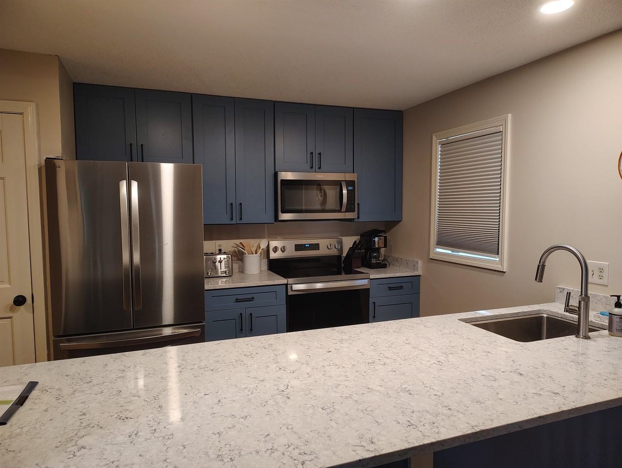 15 Manor Estates Dr #1 - Photo 7 of 21