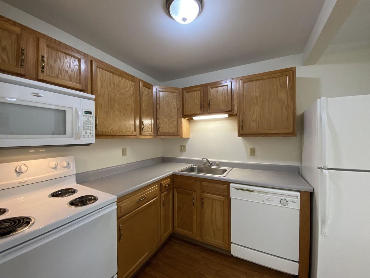 3951 Brown Ave #104 - Photo 4 of 40