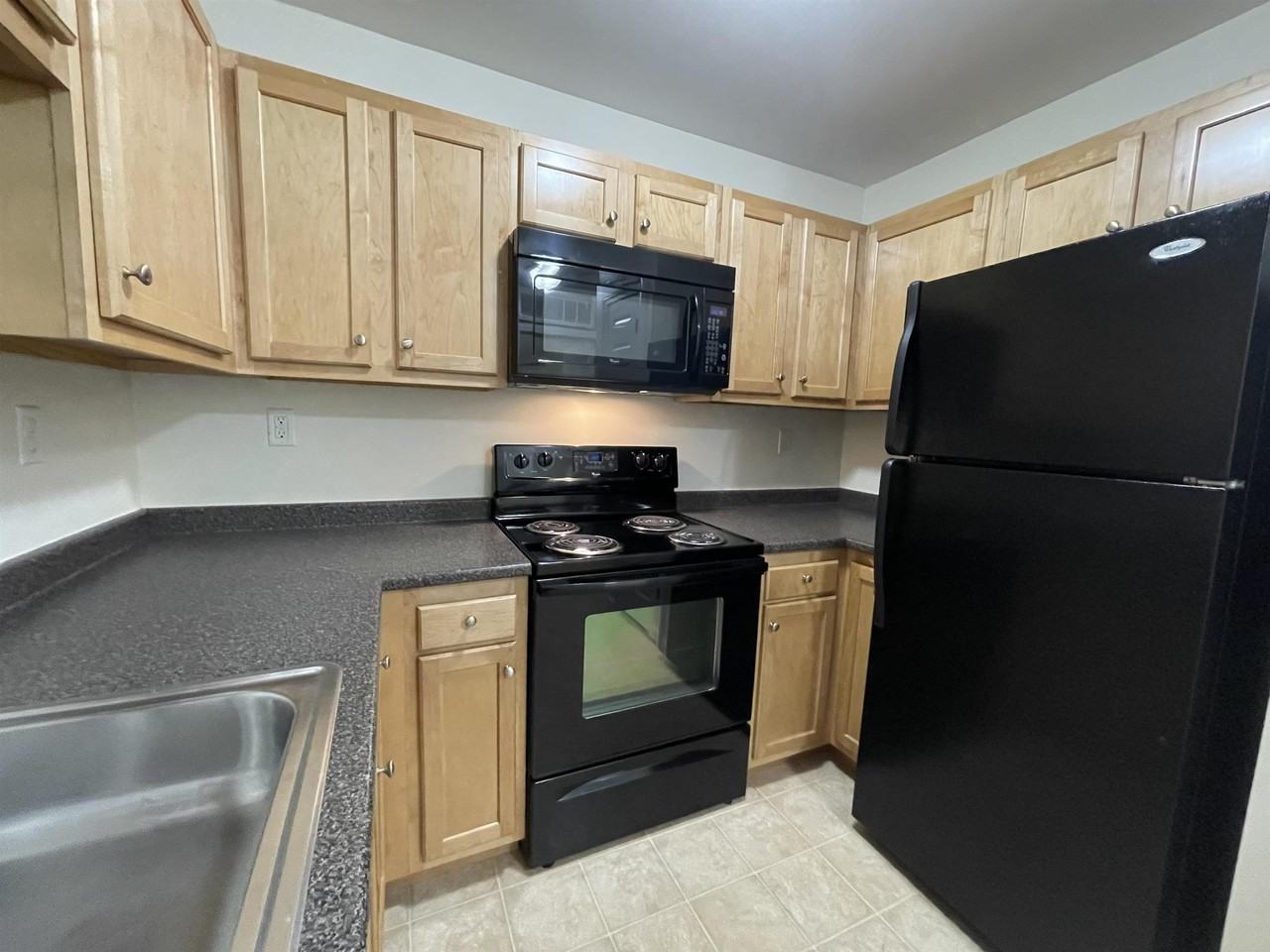 80 Sentinel Ct #304 - Photo 3 of 39