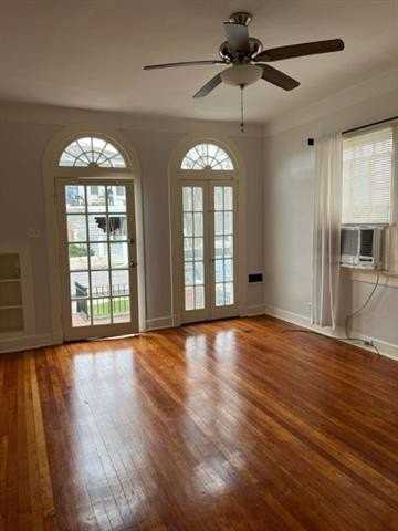 518 Lowerline St - Photo 3 of 18