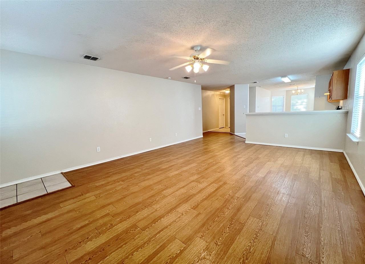 2217 Lookout Ln - Photo 7 of 18