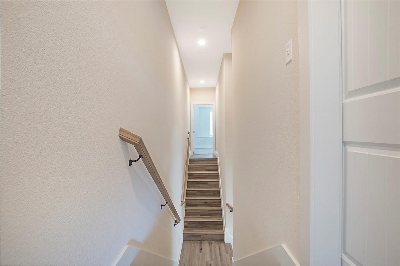 1319 W Main St #1 - Photo 5 of 12