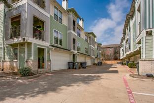 2415 Stutz Dr #C - Photo 1 of 1