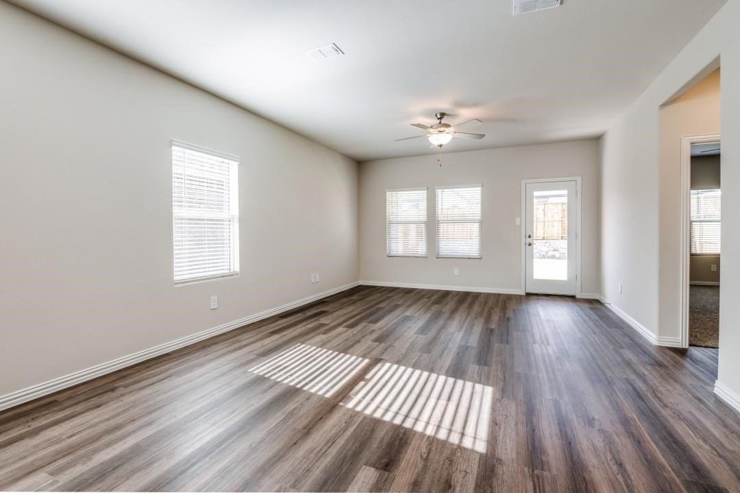 5114 Bonanza Dr - Photo 4 of 28