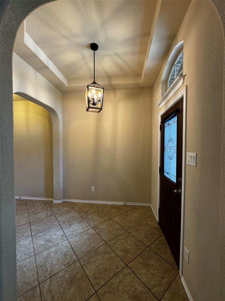 4752 Kendrick Peak Way - Photo 2 of 26