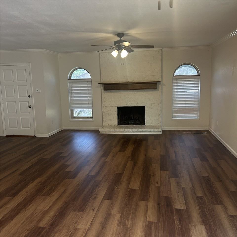 5408 Princess Ct - Photo 6 of 17