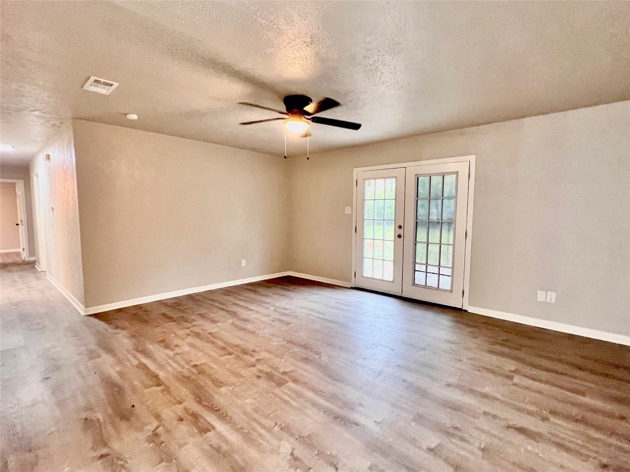 3505 Northpark Dr - Photo 3 of 16