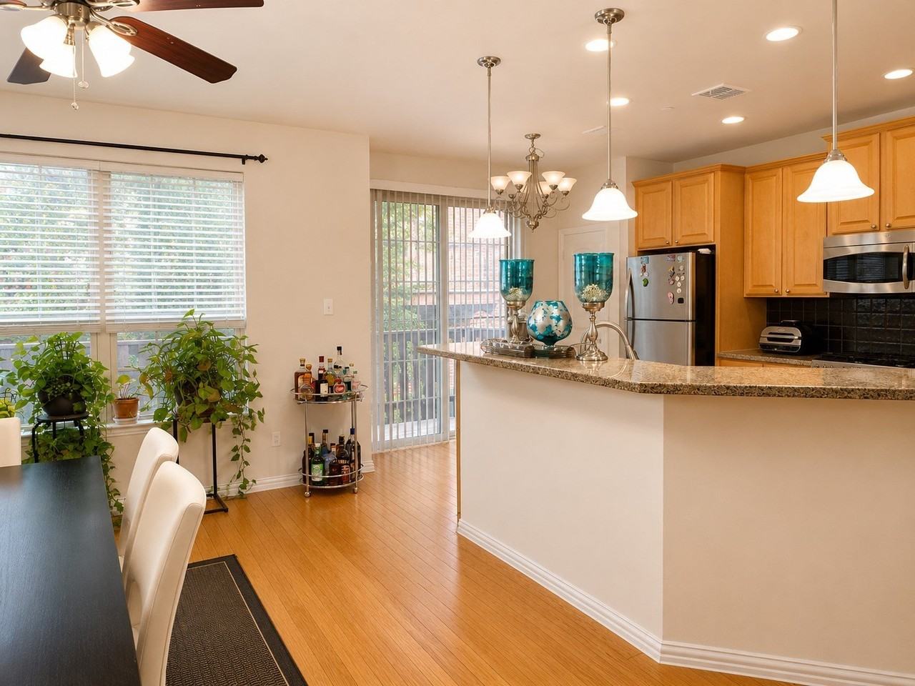 7856 Liverpool Ln - Photo 6 of 31