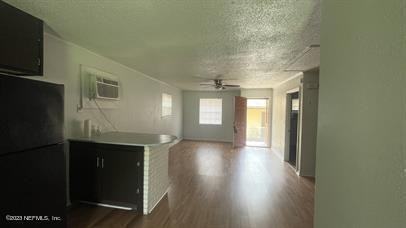 5693 Atlee Ave #1