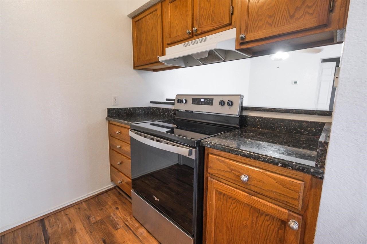 3705 Bryce Ave #3707 - Photo 7 of 17