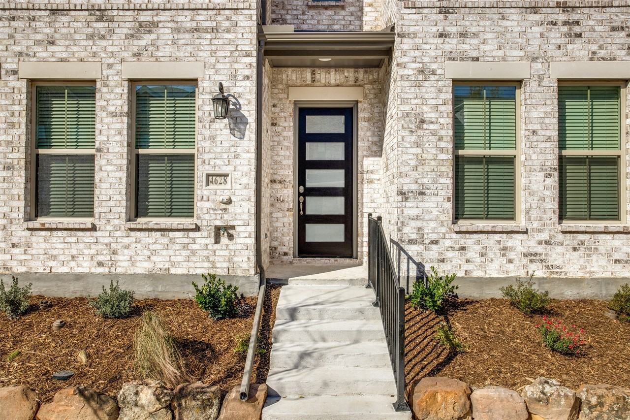 4628 Piedras Lanzar Dr - Photo 2 of 25