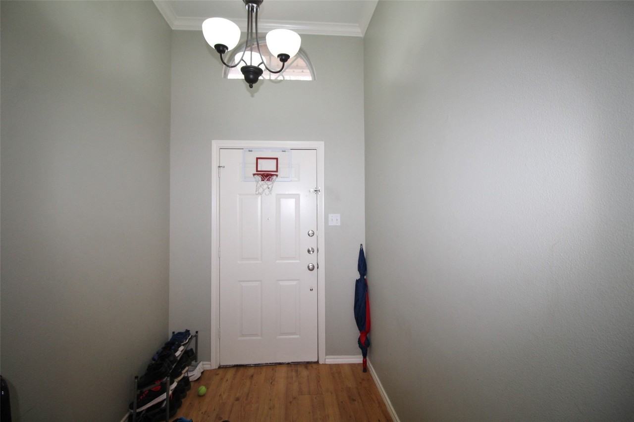 4228 Boulder Park Dr - Photo 2 of 16