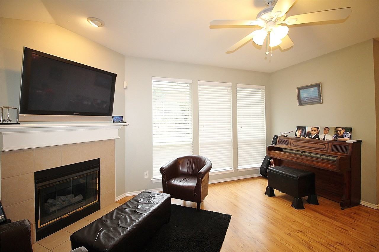 4228 Boulder Park Dr - Photo 5 of 16