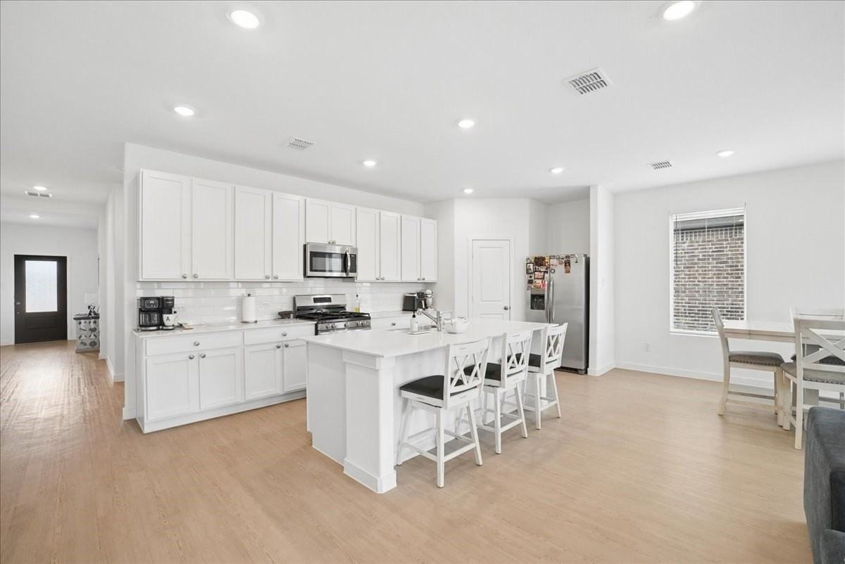 920 Sugarberry St - Photo 7 of 16