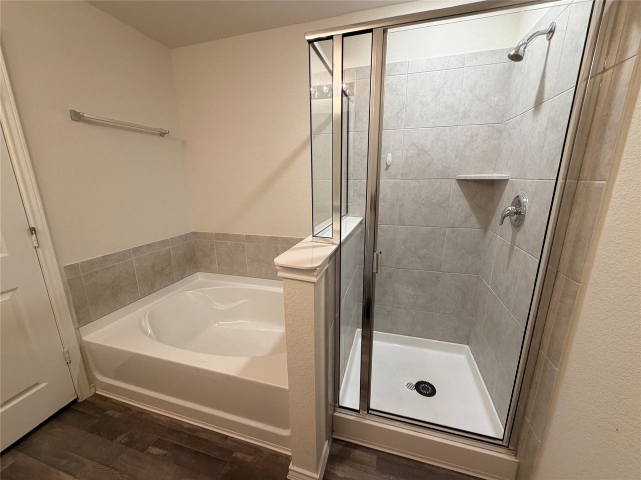 9108 Lookout Pt - Photo 7 of 17