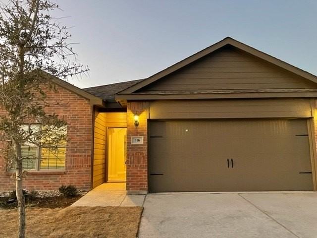 316 Zimmet Dr - Photo 3 of 17