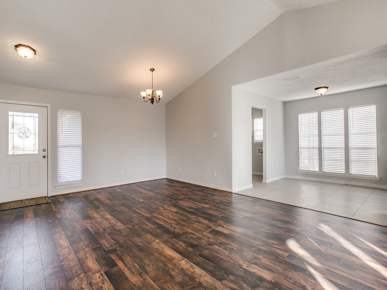 5424 Buckner Ct - Photo 4 of 17