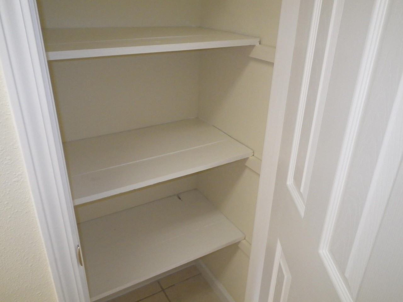 1610 Green Briar Pkwy #4 - Photo 7 of 15
