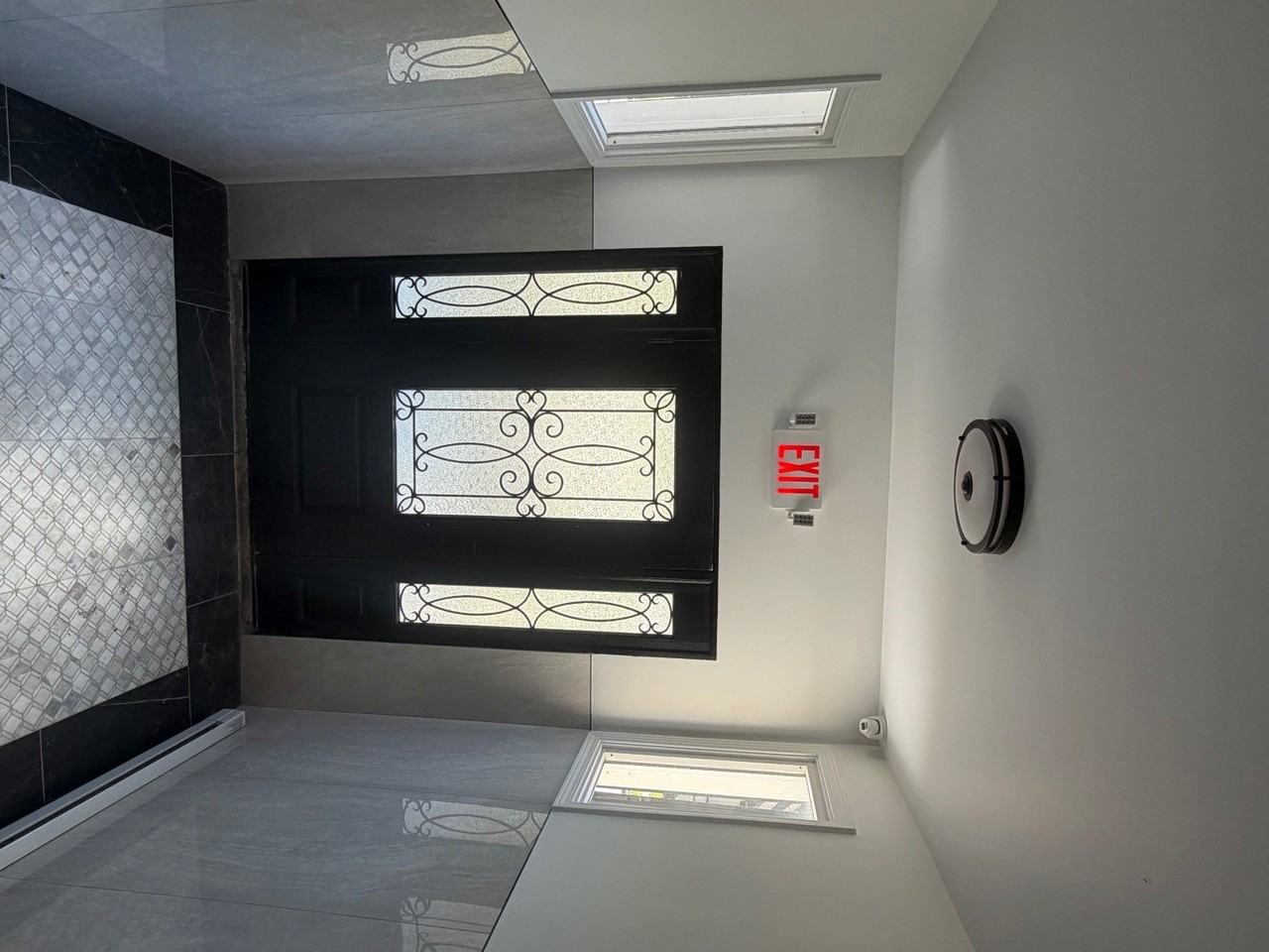 1140 Ashland St #1 - Photo 3 of 13