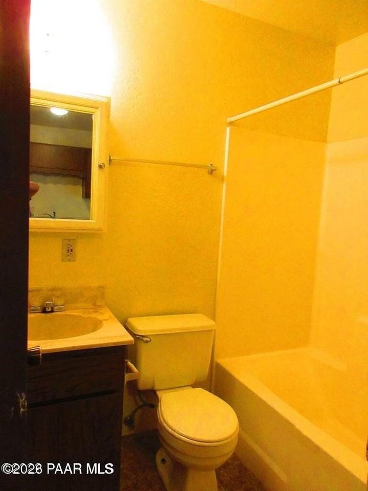 6330 E Copper Hill Dr #1 - Photo 5 of 6