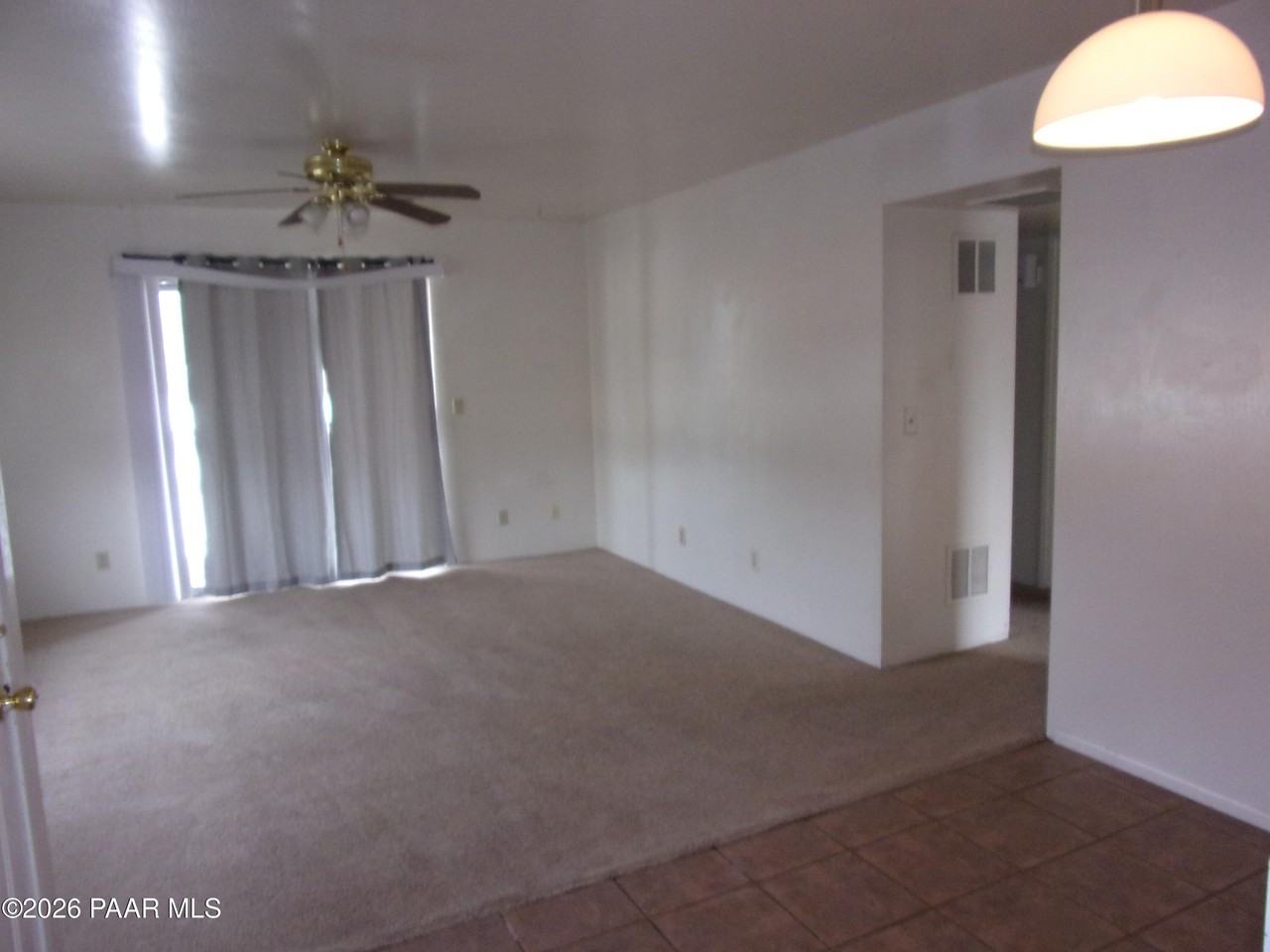 716 1st St #C - Photo 3 of 7